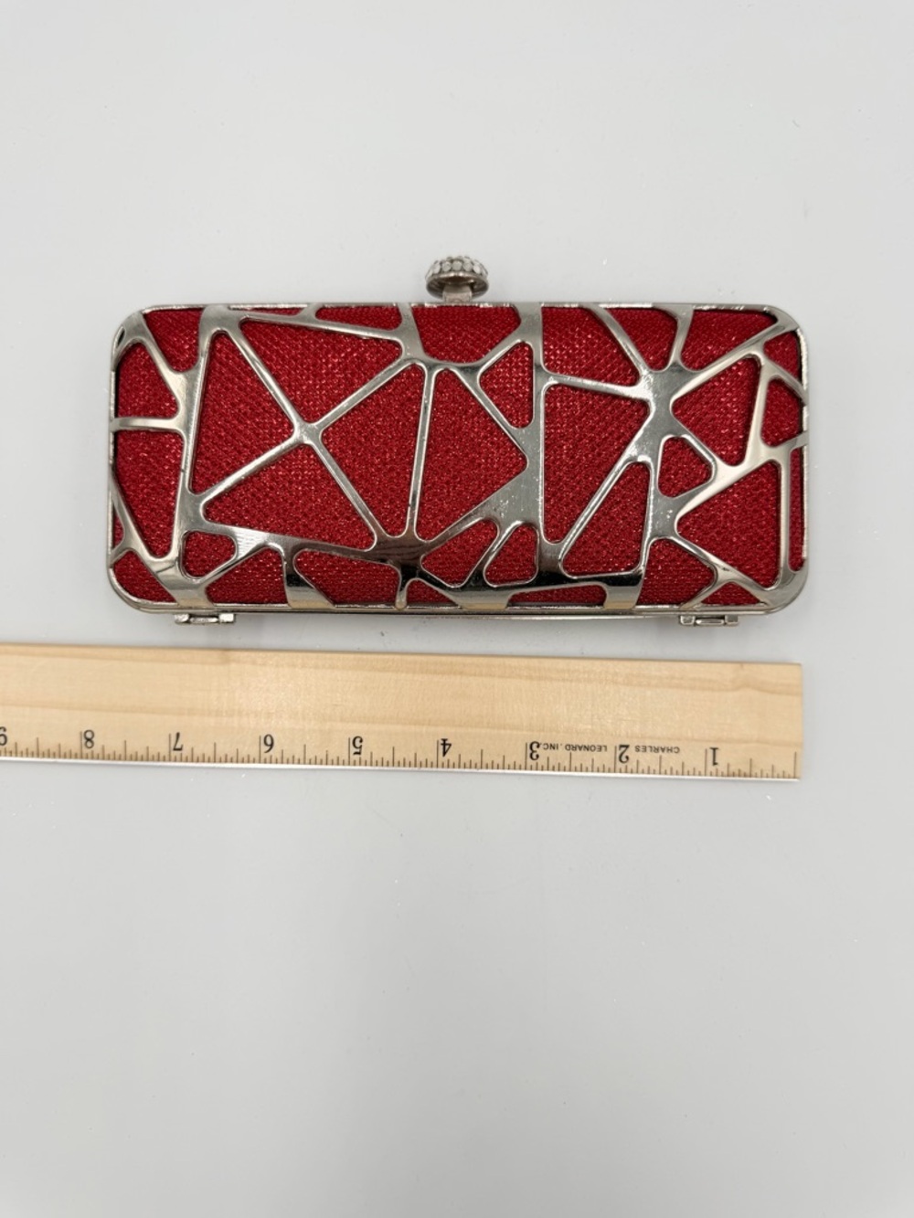Red Geometric Metal Frame Evening Clutch - Picture 5 of 6